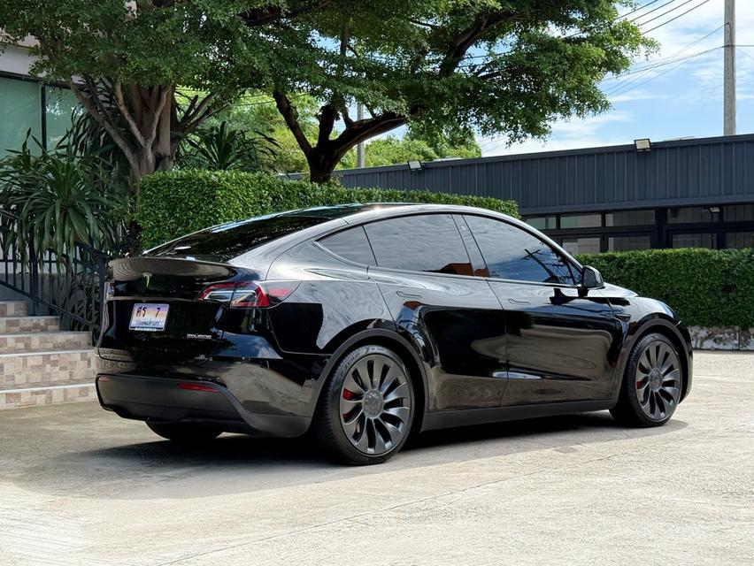 2024 TESLA MODEL Y PERFORMANCE รถมือเดียวออกป้ายแดง รถวิ่งน้อยเพียง 28,000 กม เข้าศูนย์ตลอด รถไม่มีอุบัติเหตุครับ รูปที่ 3