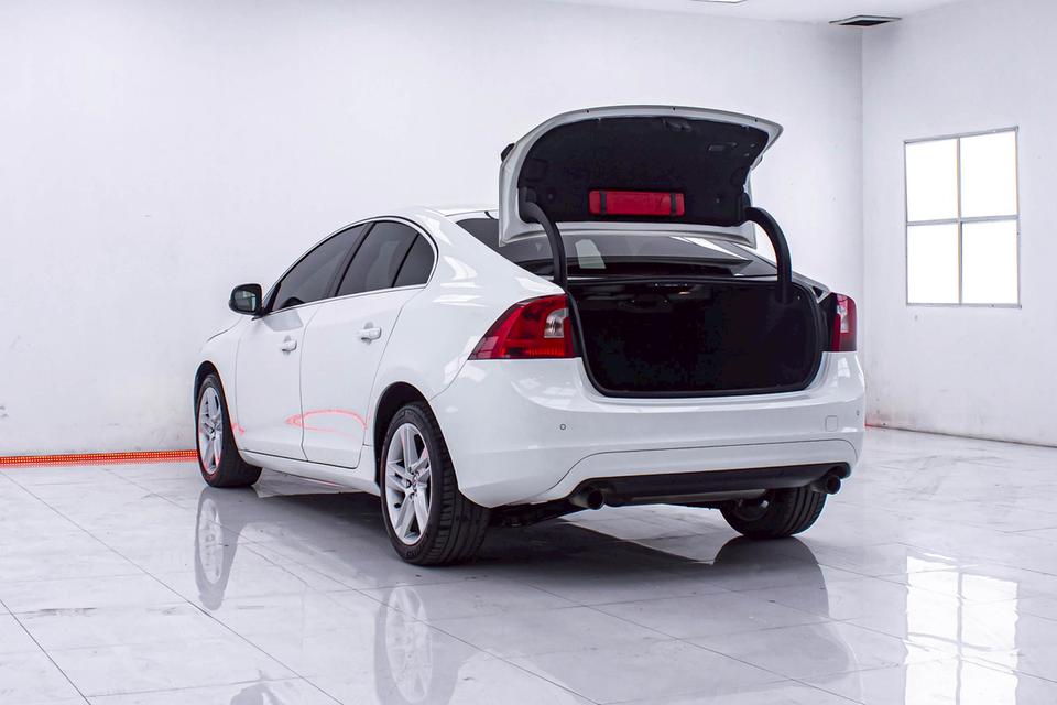 VOLVO S60 T4F S 1.6 2016 รูปที่ 5
