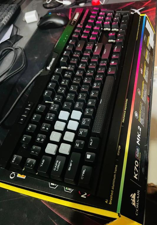 CORSAIR K70 RGB MK.2 2