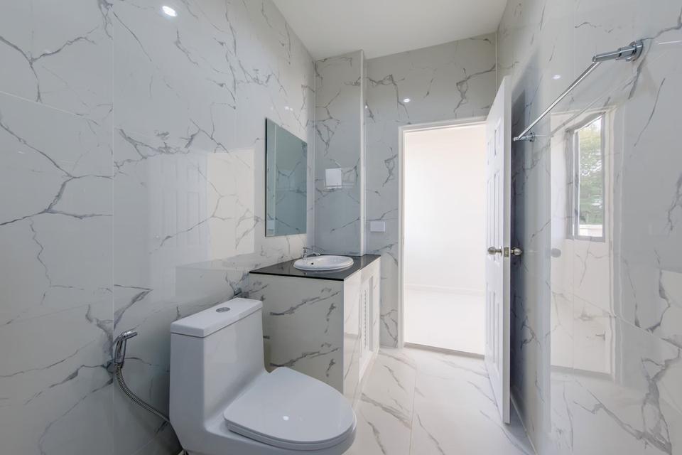 เริ่มต้นชีวิตบทใหม่ ด้วยบ้านที่ใช่ 🌱🏡 ขายบ้านเดี่ยวสองชั้น 3 ห้องนอน 4 ห้องน้ำ 4.99 ล้านบาท !! 2