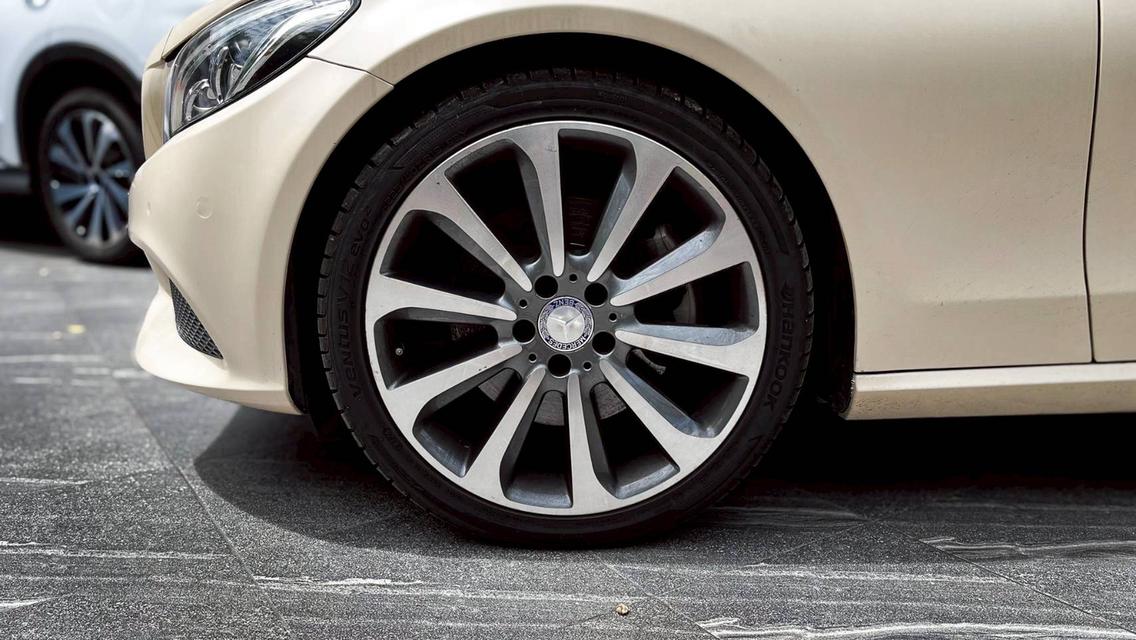 Mercedes-Benz C250 Coupe ปี 2017 ไมล์ 25,xxx 18