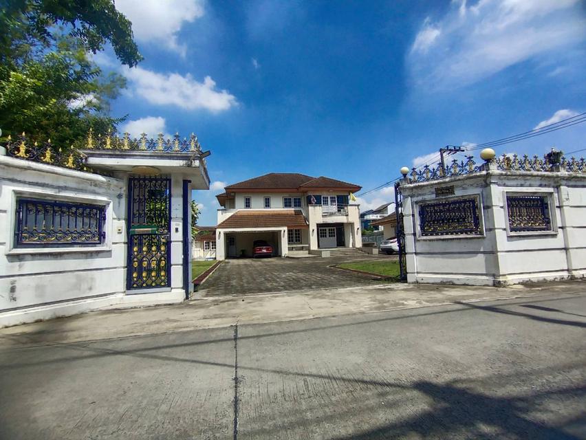 ขายบ้านเดี่ยว 2 ชั้นนอกโครงการ ใจกลาง ถนนเพชรเกษม(ซอยเพชรเกษม 68)บ้านหลังมุมติดถนนซอย ขนาด 214 ตารางวา 1