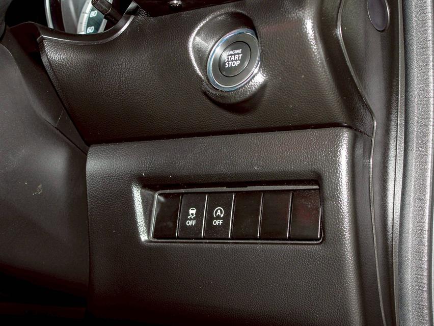 SUZUKI SWIFT 1.2 GL ปี 2021 โฉม ปี 18-ปัจจุบัน สีดำ เครื่องยนต์ เบนซิน รถบ้านสวยไม่มีชน โครงสร้างเดิม เลขไมล์ 70,867 Km.  17