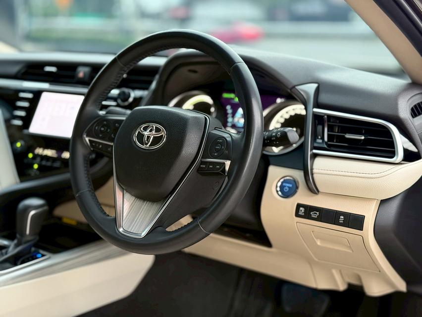 TOYOTA CAMRY 2.5 HV 2019   9
