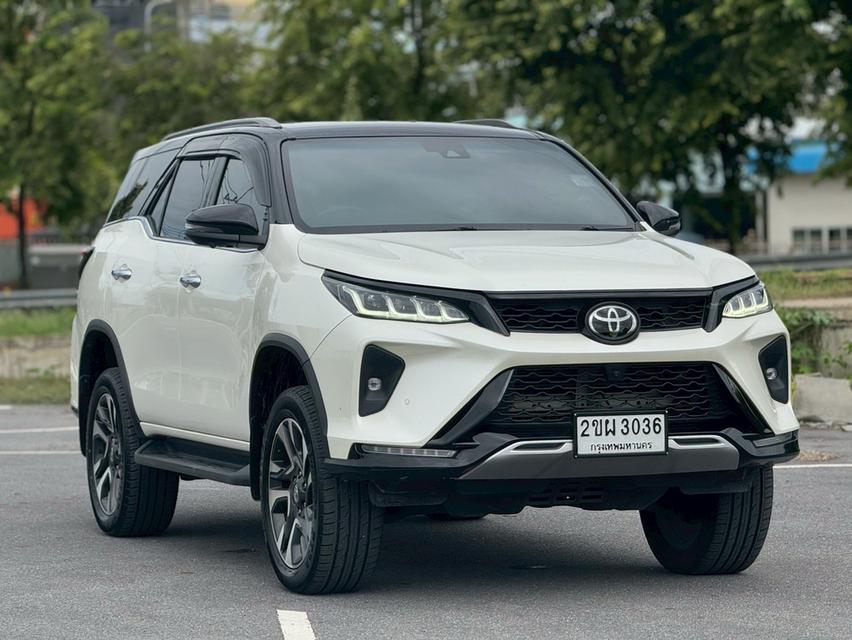 TOYOTA FORTUNER Wagon 4dr Legender 7st Auto 6sp RWD 2.8DCT 2WD Y2022 7