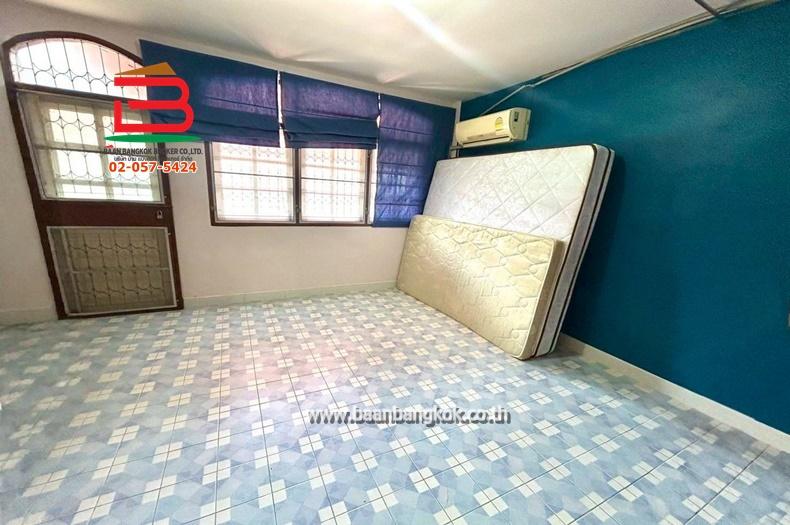 ทาวน์เฮาส์ หมู่บ้าน สุขสบายวิลล่า เนื้อที่ 18 ตรว. ถนนลาดพร้าว แขวงคลองเจ้าคุณสิงห์ เขตวังทองหลาง กรุงเทพมหานคร 10