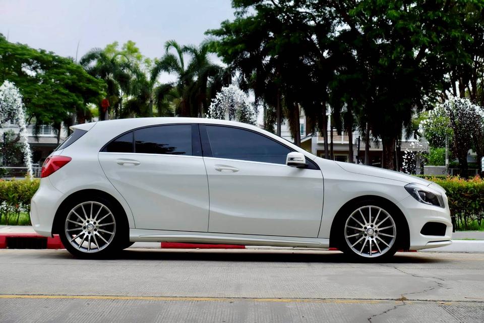 ด่วน Mercedes Benz A180 AMG Dynamic ปี 2016 รถหรูสภาพสวยๆ ราคาประหยัด