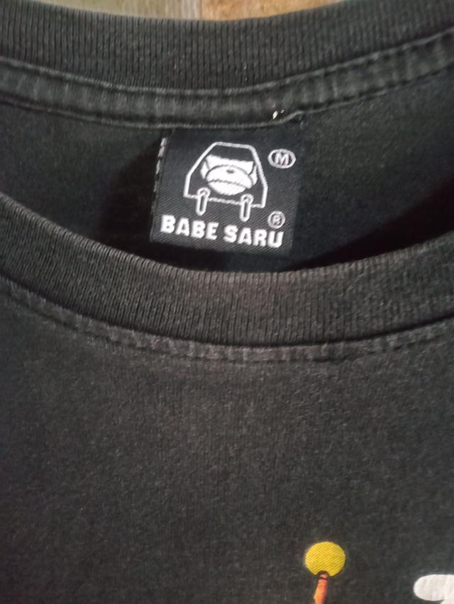 ขายเสื้อมือสอง. 3