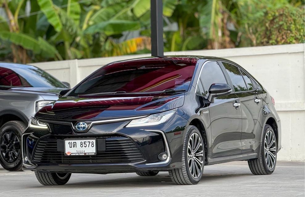 รหัสรถ WRT8578 2019 TOYOTA COROLLA, ALTIS 1.8 HYBRID HIGH