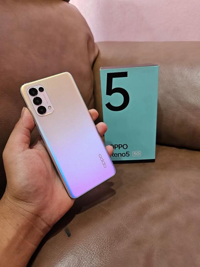 Oppo Reno 5 สีม่วง