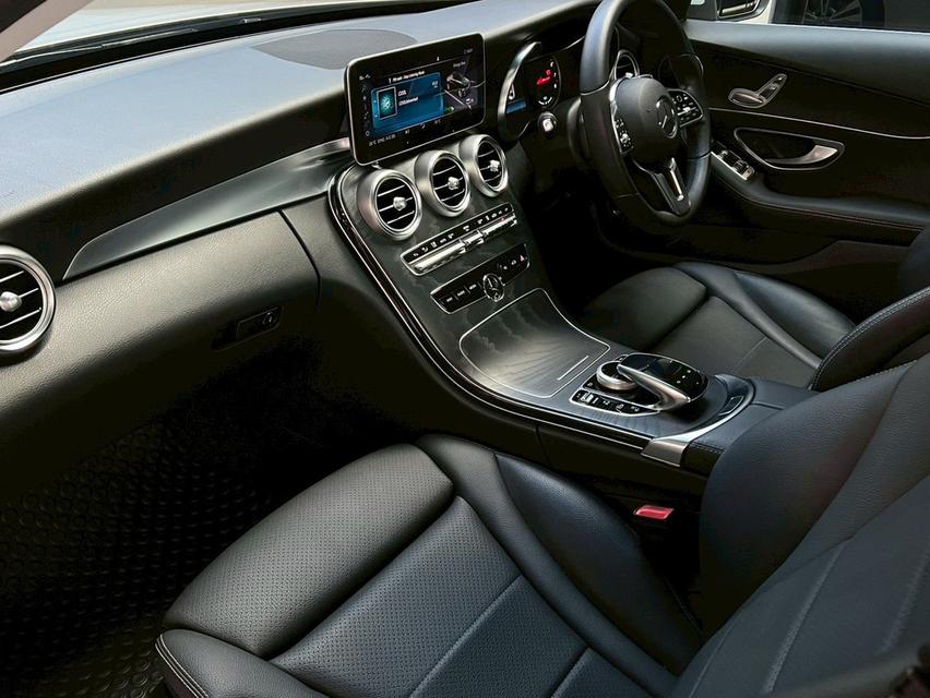 Mercedes-Benz C300e ปี 2020 วิ่ง 40000 KM. 9