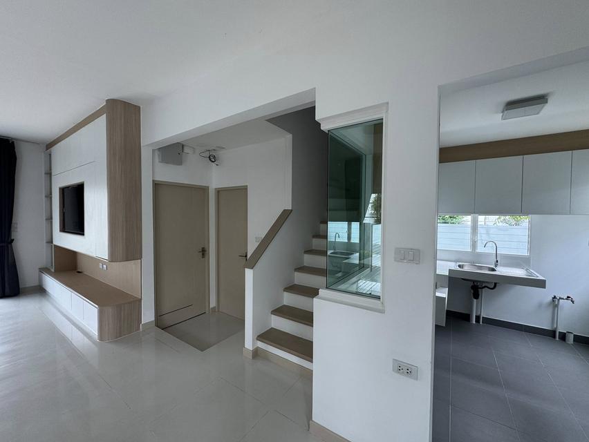 ให้เช่าบ้านเดี่ยว 2 ชั้น โครงการ Villaggio 1 ศรีนครินทร์ – บางนา ทำเลดีมาก 12