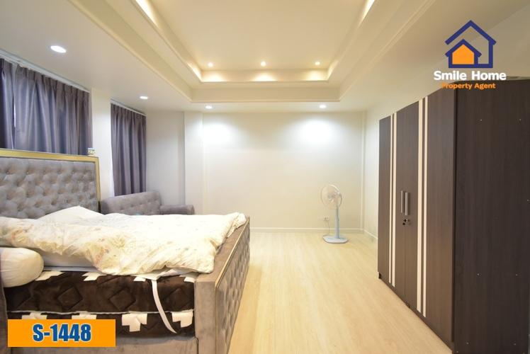 ทาวน์โฮม3ชั้น ซิตี้พาร์ค ศรีนครินทร์45 ใกล้รถไฟฟ้าสายสีเหลือง 10