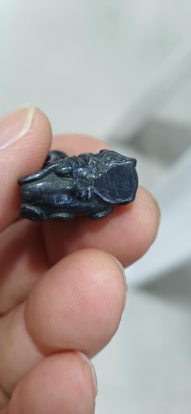 พญาเหล็กไหลธาตุ พิมพ์พระปิดตายันต์ยุ่ง หลวงปู่หวล วัดพุทไธศวรรย์ สีปีกแมลงทับ รูปที่ 4