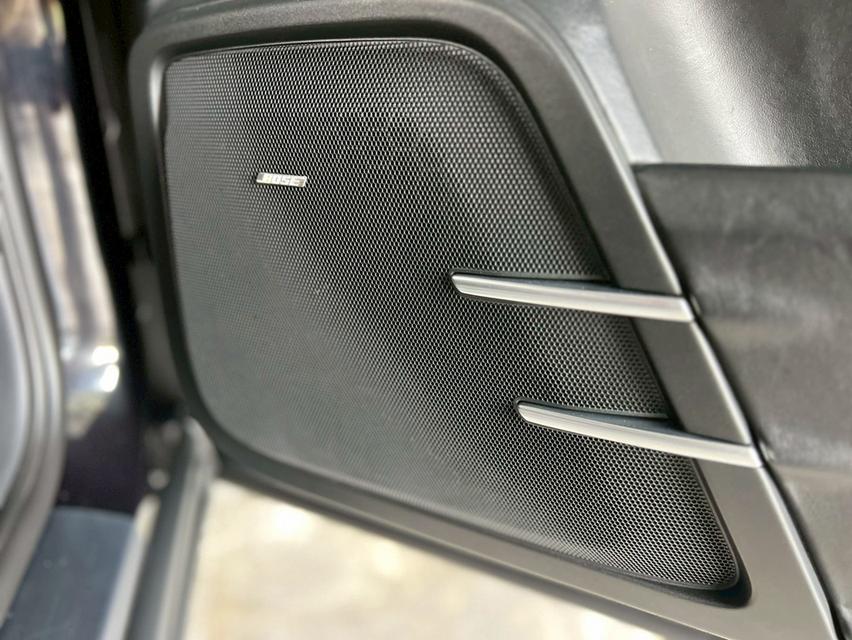 ปี 2010 PORSCHE CAYENNE , 3.0 HYBRIDโฉม CAYENNE สีดำ เกียร์ออโต้ เบนซิน+ไฮบริด 13