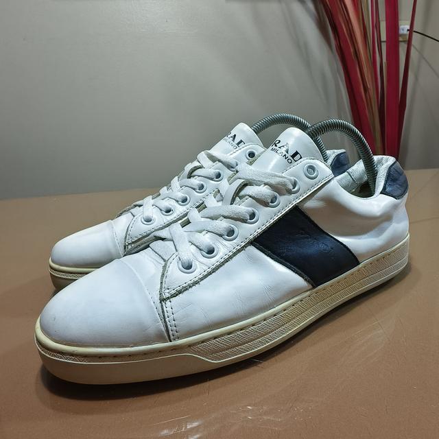 Prada MILANO Leather SneakersSize. 41⭐⭐⭐⭐ Pre-owned/ Good Condition🔥 Price : 950฿ รูปที่ 4