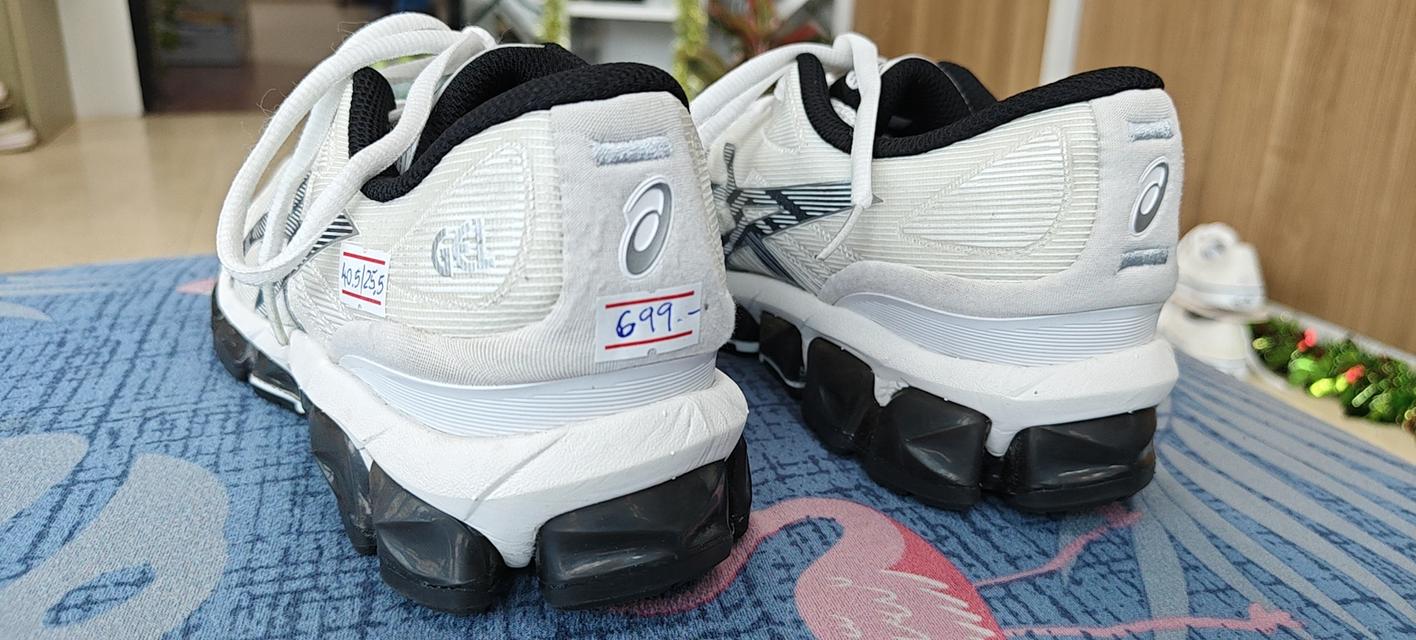 รองเท้า ASICS GEL-QUANTUM 360 VII 'White Black มือสอง