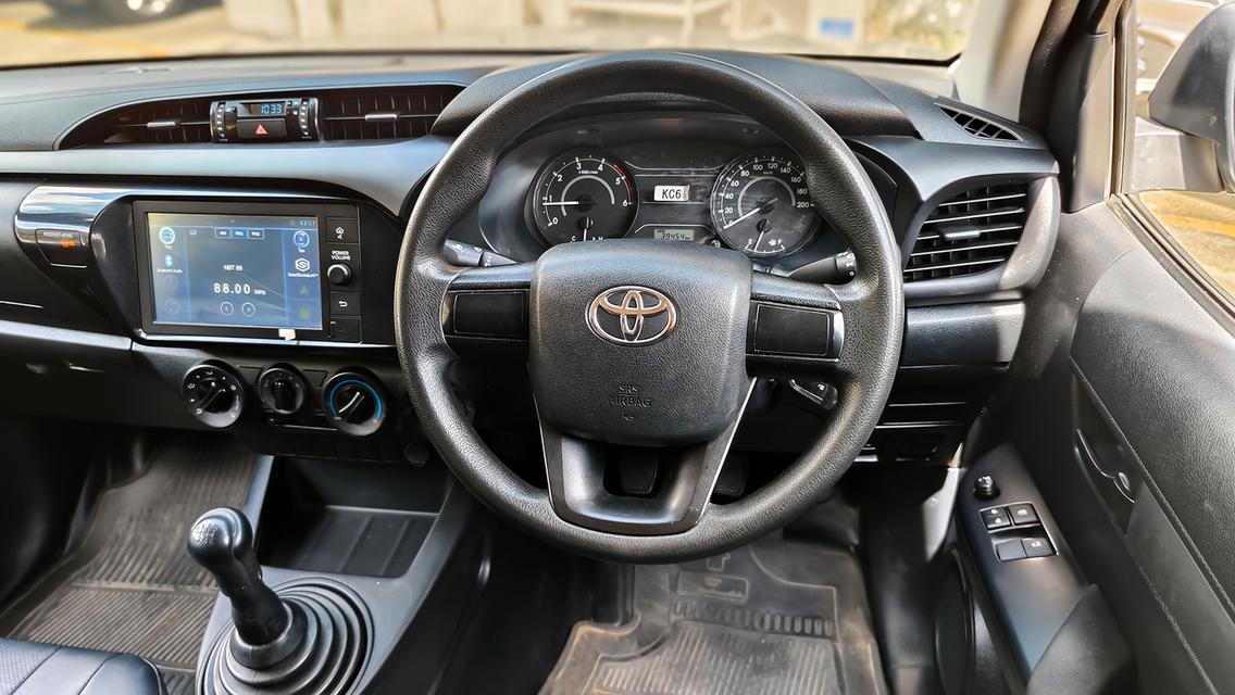 TOYOTA Hilux Revo Single Cab 2.4 Entry 6 MT 2022  19