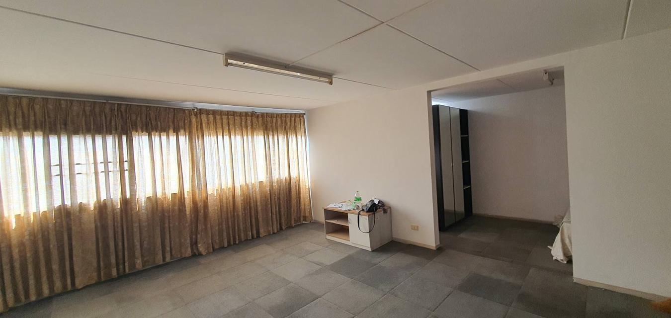 คอนโดมิเนียมเมืองทองธานี 4