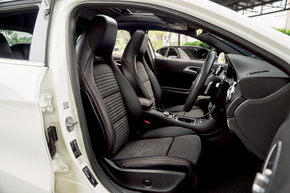 Mercedes-Benz GLA250 AMG Dynamic ปี 2019