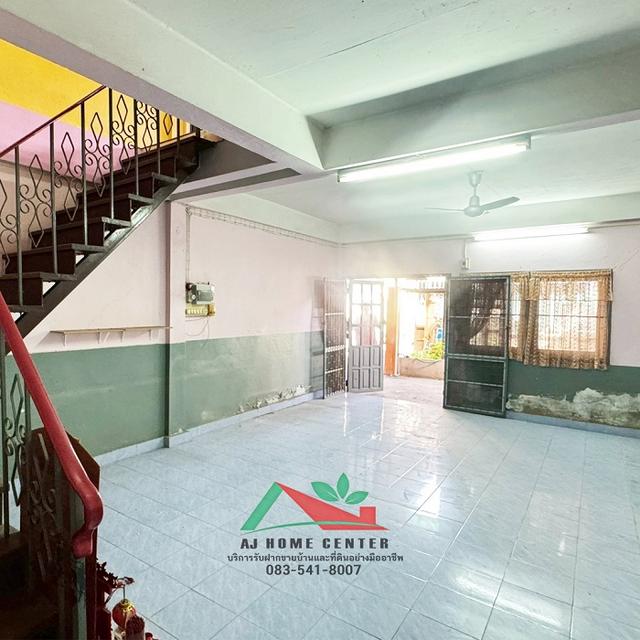 ขายทาวน์เฮ้าส์2ชั้น 52ตรว. หลังมุม ม.จันทร์ประดิษฐ์ ซ.เพชรเกษม48 แยก27  4