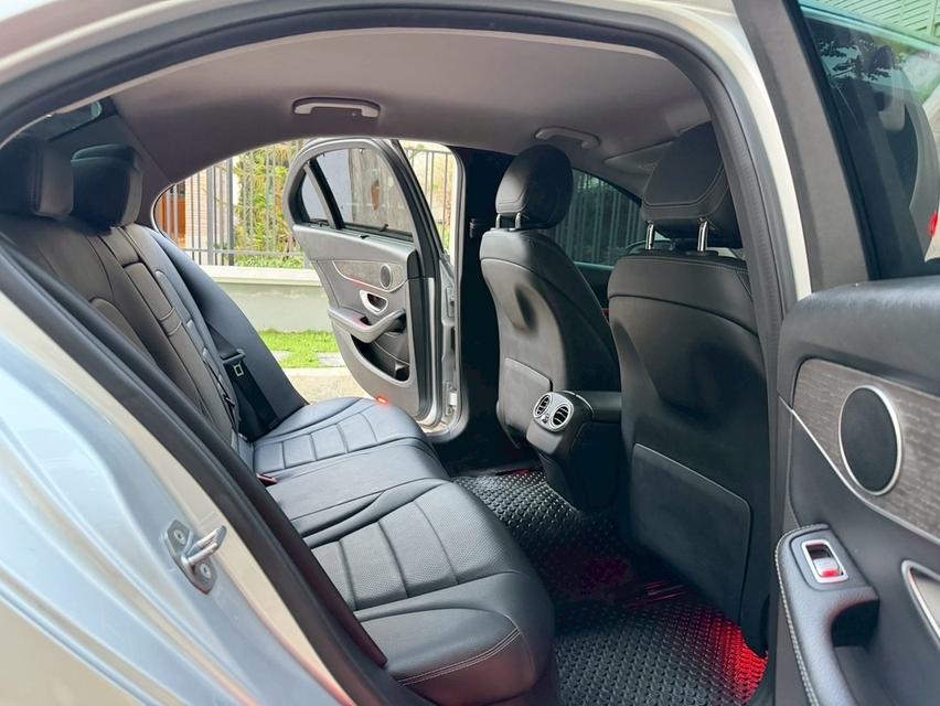 รหัสรถ AVA4412 ⭐️ Benz C220d ดีเซลล้วน W205 ปี 2019 รูปที่ 11