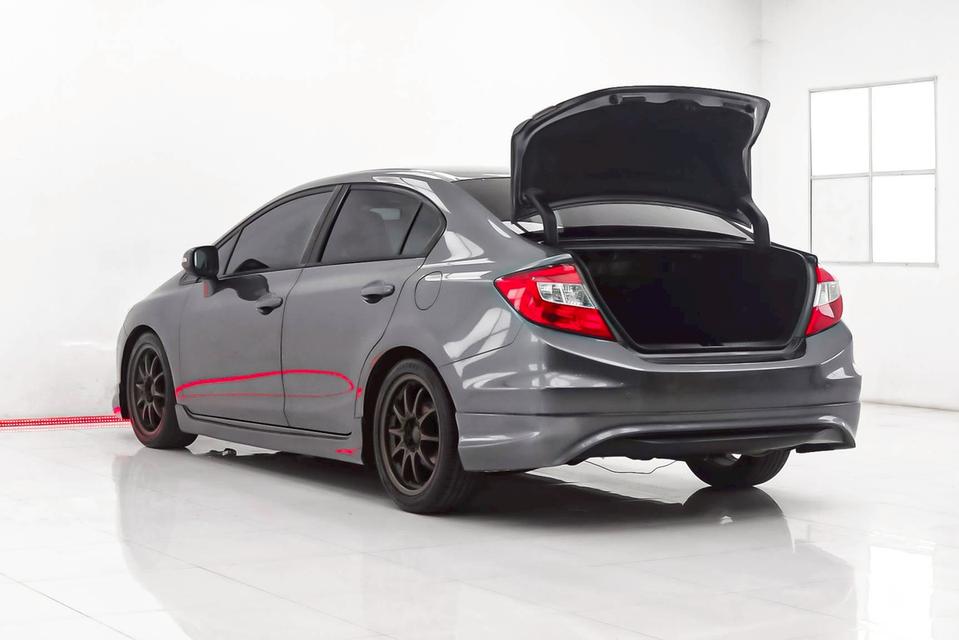  HONDA CIVIC FB 1.8 E NAVI 2013  15