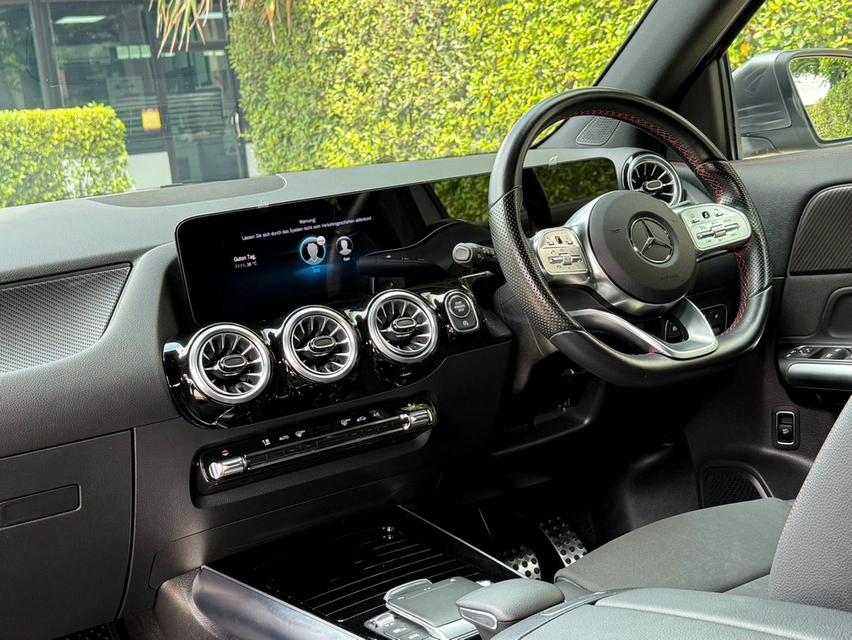 2024 BENZ GLA 200 AMG รถมือเดียวออกป้ายแดง เลขไมล์ 16,000 กม สภาพป้ายแดง รถไม่เคยมีอุบัติเหตุครับ 12