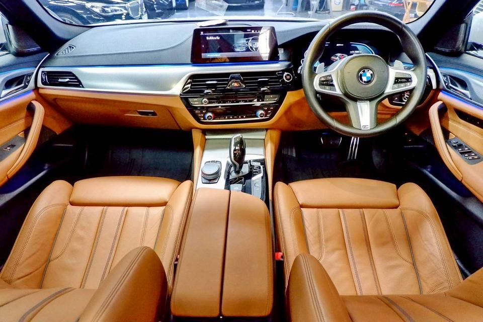 BMW 530e m-sport (plug-in Hybrid) ปี 2020  7
