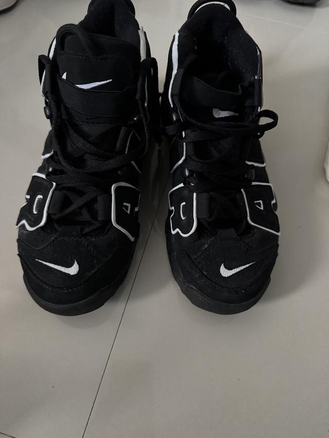 Nike Air More Uptempo รูปที่ 2
