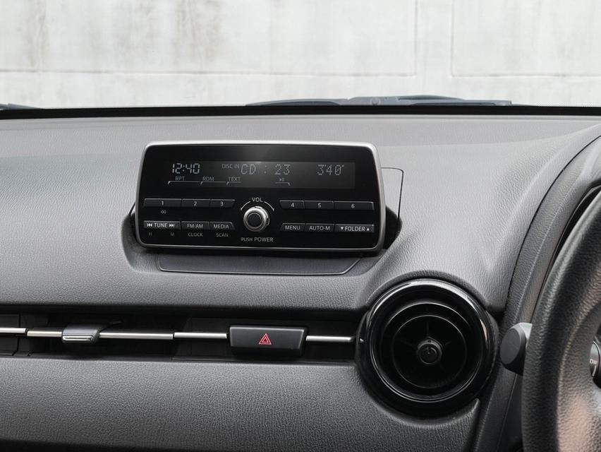 MAZDA 2 SKYACTIVE Hatch 4dr Sports Standard Auto 6sp FWD 1.3i (เบนซิน) ปี 16 สีน้ำเงิน 12