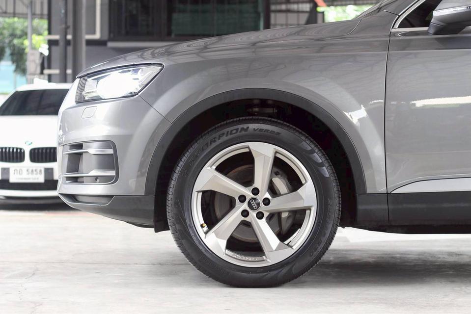Audi Q7 2.0 40 TFSI quattro 4WD 2017 SUV ระดับPremuim อ๊อฟชั่นล้นๆ คุ้มมากๆ