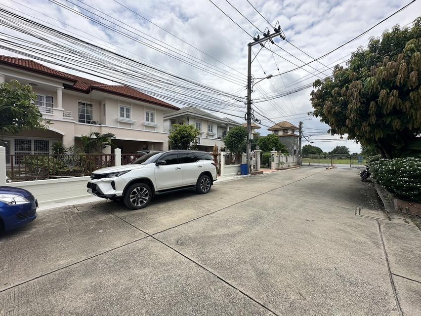 บ้านหลังใหญ่พื้นที่เยอะ ใกล้ทางด่วนจตุโชติ ขายบ้านเดี่ยว 2 ชั้นเนื้อที่ 83 ตรว.หมู่บ้านเดอะสวีทการ์เด้นวิลล์2 4ห้องนอน 4ห้องน้ำ เขตคลองสามวา กรุงเทพ 18