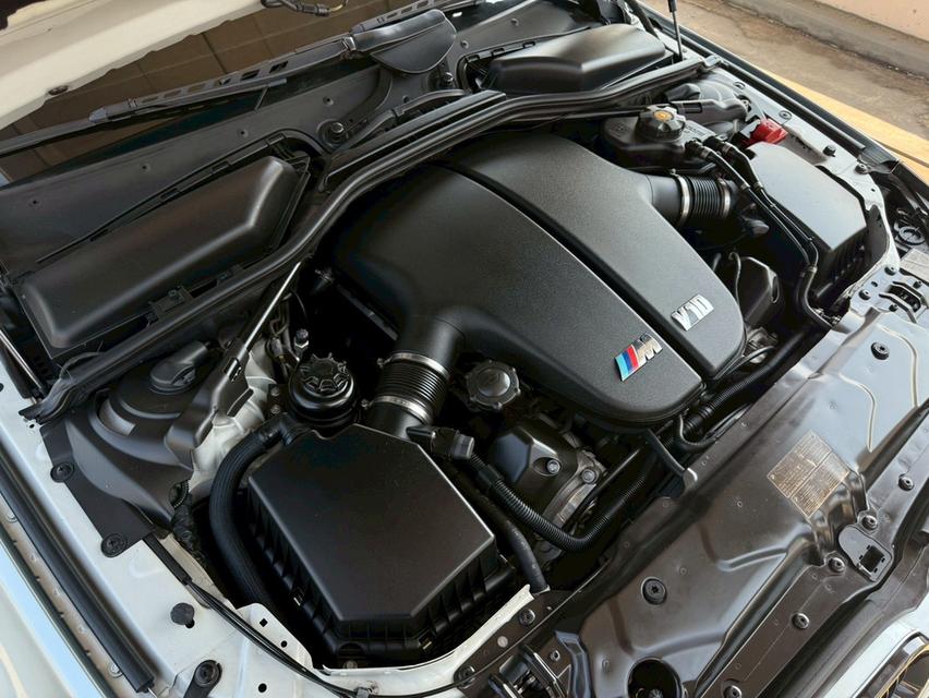 BMW M5 5.0i "Sunroof" (E60)5.0L V10 SMG āļĢāļđāļāļāļĩāđ 20