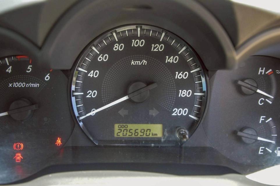 Toyota Vigo Smart Cab 2.5J MT ปี 2013 ไมล์ 205,xxx สีขาว  11