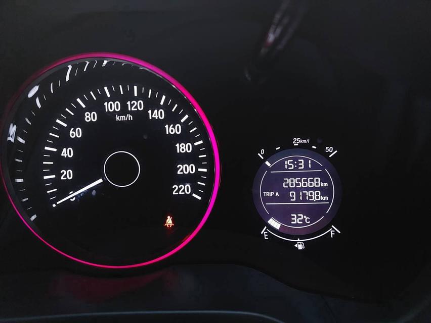 HONDA HR-V 1.8 E ปี 2015 สีขาว รูปที่ 14