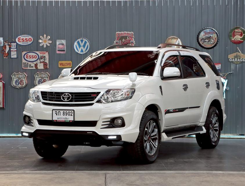 TOYOTA FORTUNER 3.0 TRD Sportivo 4WD ปี 2015
