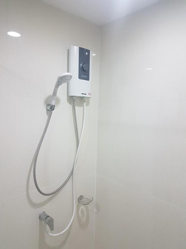 ปล่อยเช่า/ขาย iCondo Sukhumvit 105 พร้อมเฟอร์นิเจอร์ และเครื่องใช้ไฟฟ้าครบ โทร 094-1694126 13