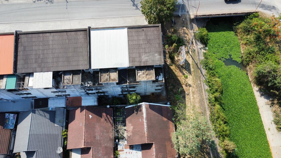 ขายด่วน!! อาคารพาณิชย์ 2 คูหาด้านหน้าทะลุกัน ทำเลดี จ.อุดรธานี (OSS-098) 4