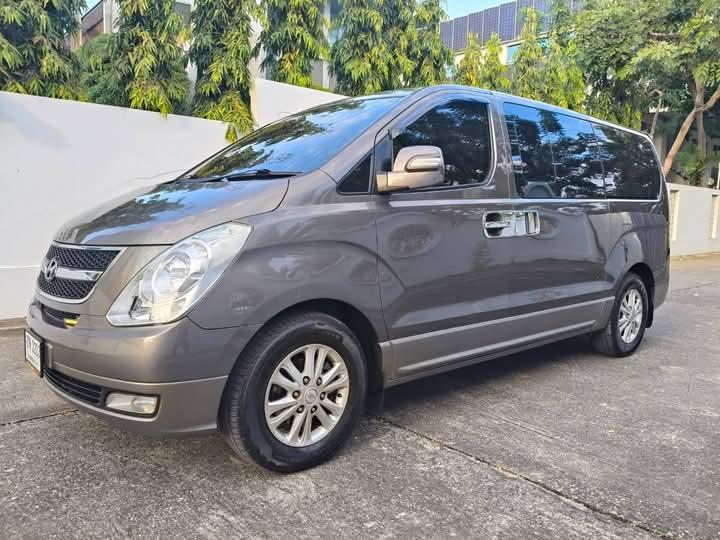 ปล่อยขาย HYUNDAI H-1 4