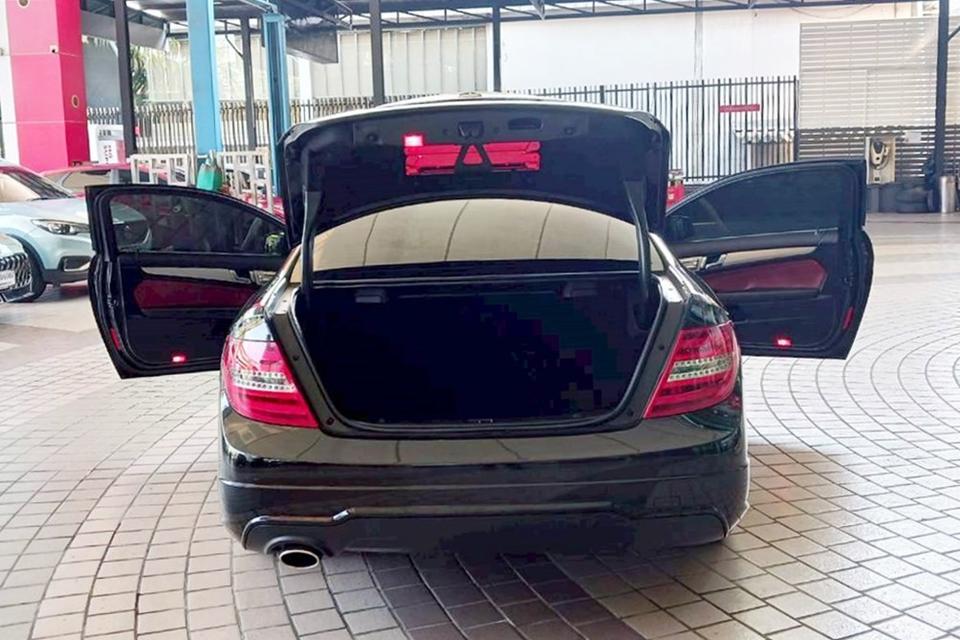 🚗 2013 Mercedes-Benz C180 CGI Coupe AMG W204 AT รูปที่ 7