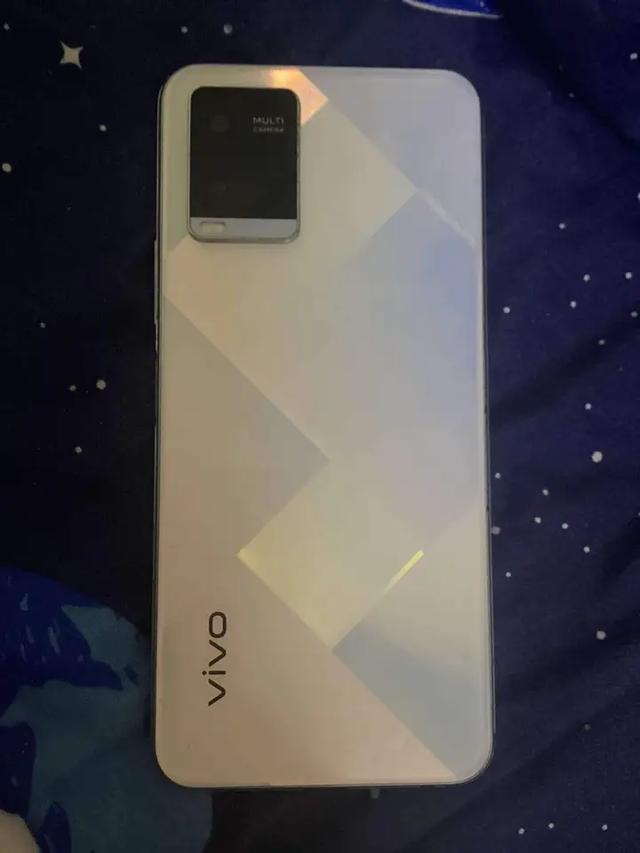 ขายด่วน Vivo Y21 5