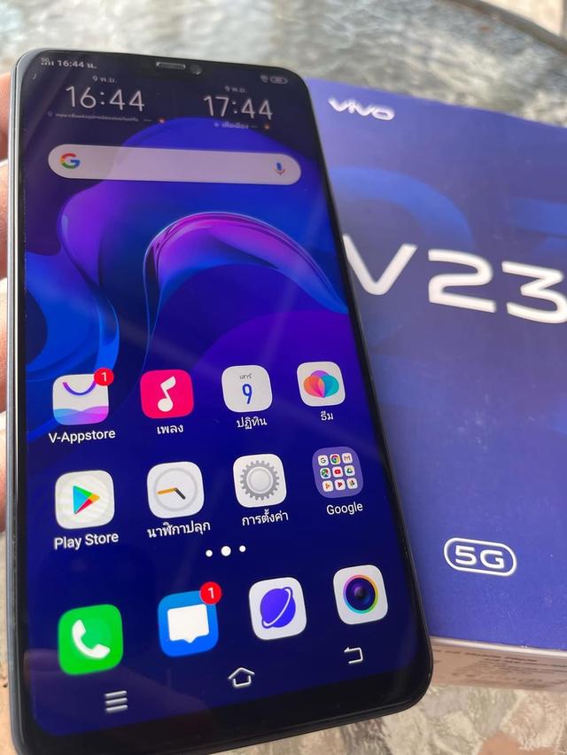 Vivo V23 มือ 2 สีทอง 3