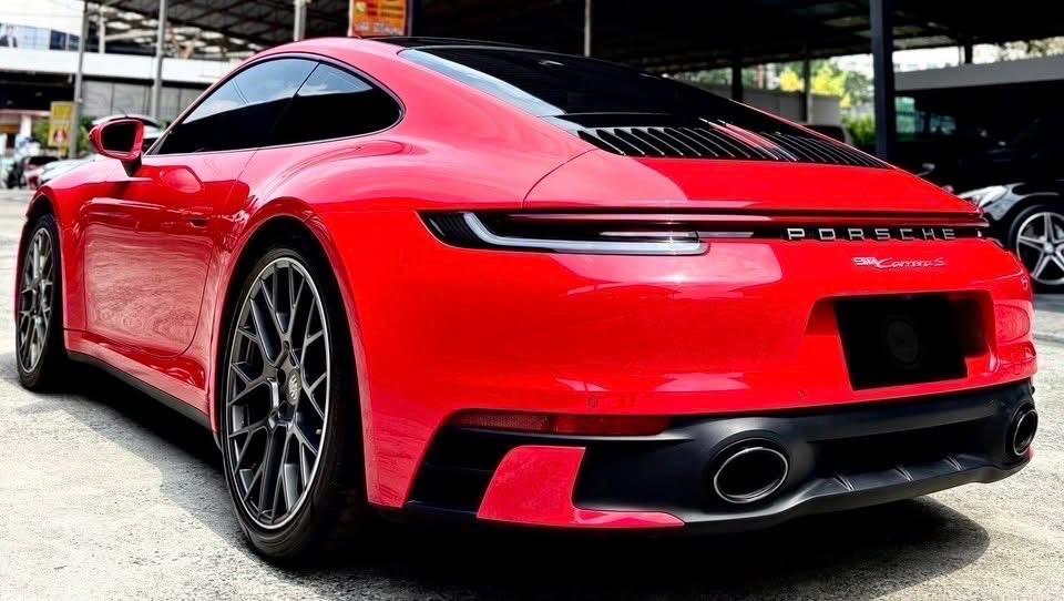 Porsche 911 Carrera S 3.0 (992) 2