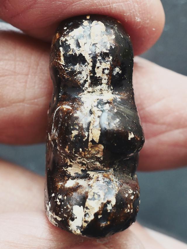 พระปิดตาหลวงพ่อทองสุข วัดสะพานสูง พิมพ์ชลูด....เก่า เนื้อจัดๆ # 2 9