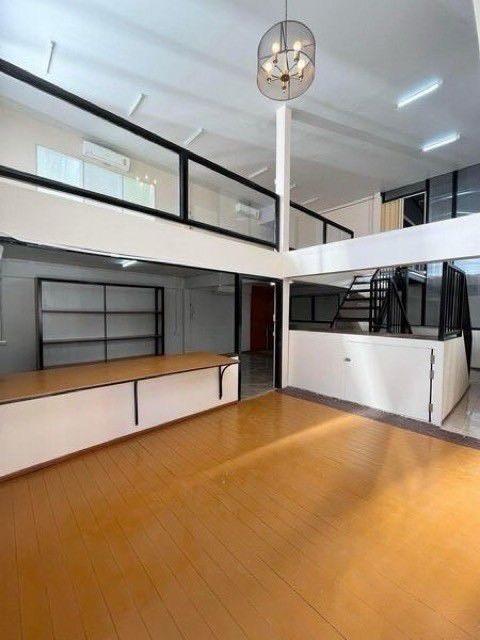 ให้เช่าอาคาร2ชั้น พร้อมสำนักงานพื้นที่ 470 ตร.ม.  รัชดาภิเษกซอย 3 ใกล้เซ็นทรัลพระราม 9 สถานทูตจีน 8