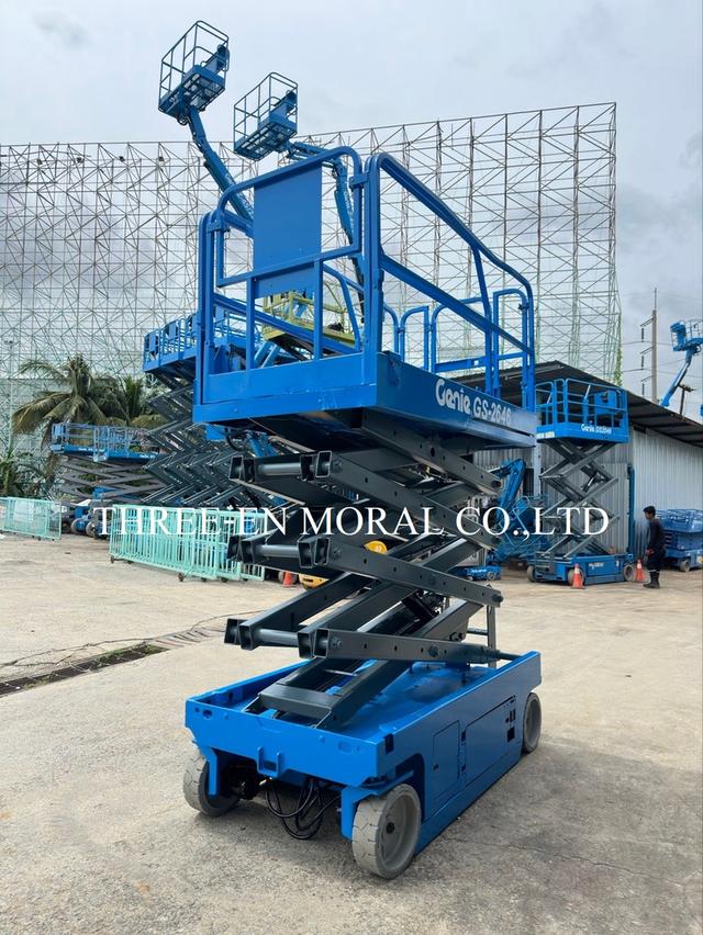 รถกระเช้า Scissor Lift Genie GS-2646 4