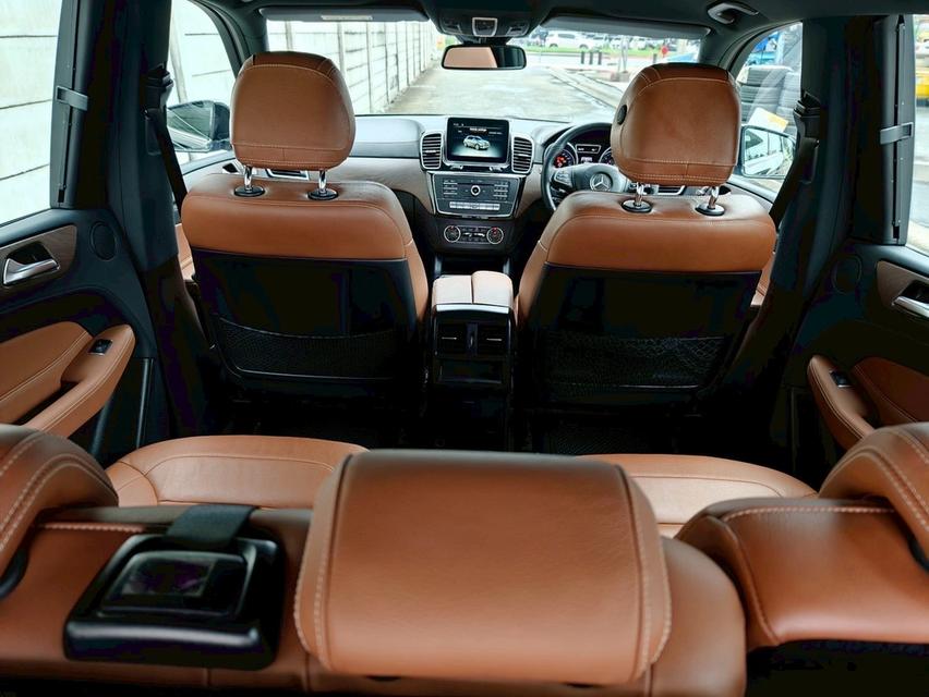 รหัสรถ PB2181 Benz GLE 500e Exclusive ปี17" สภาพสวยจัด 9