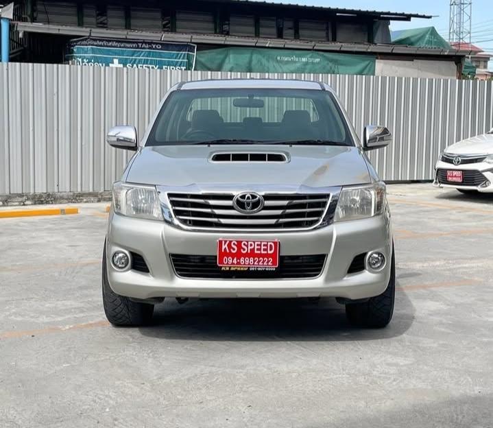 2014 Toyota Hilux Vigo CHAMP double cab 2.5 G ปี 2014 เกียร์ธรรมดา สีเทา 2