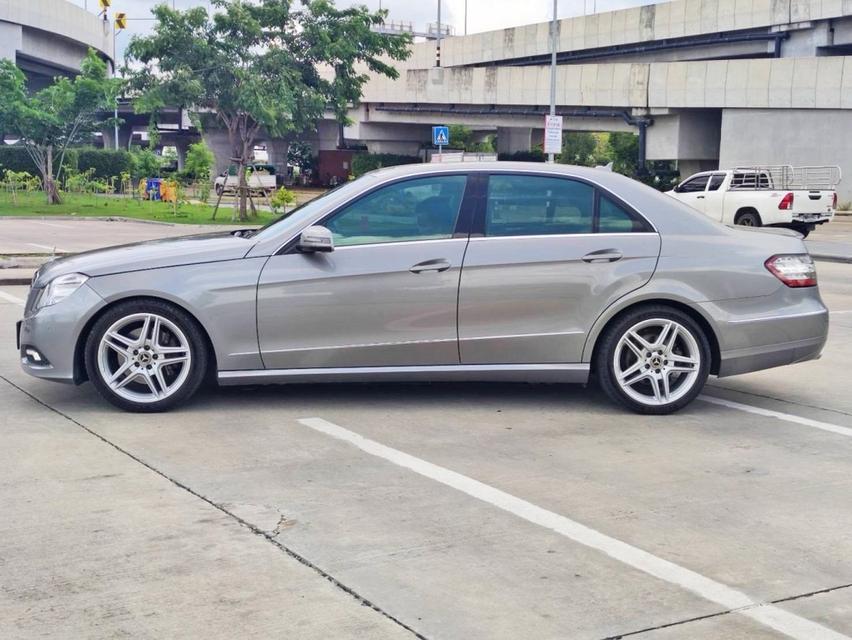 2011. MERCEDES-BENZ E300 Avantgarde W212 รหัส CAT9749 2